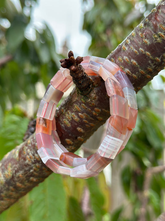 Agate bangle